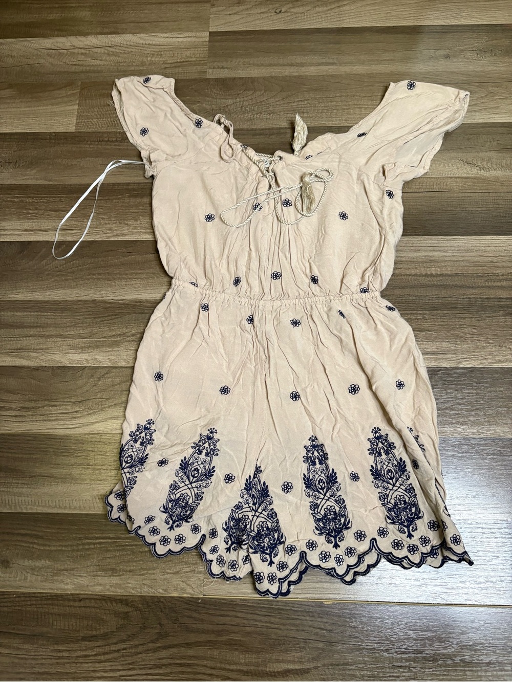 Love Tree Beige Navy Embroidered Floral Off-Shoulder Romper M Cotton Tie Waist